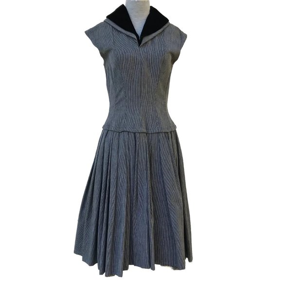 Suzy Perette Dresses & Skirts - Suzy Perette Pinstripe Dress Velvet Double Collar Vintage 1950s Drop Waist